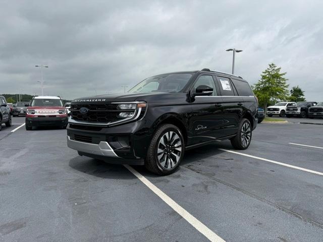 new 2025 Ford Expedition car, priced at $79,235
