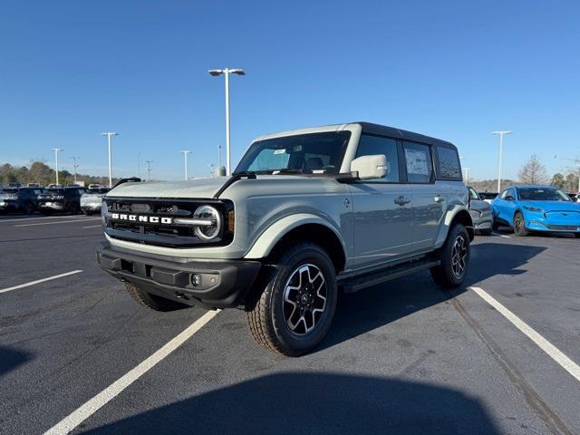 new 2024 Ford Bronco car, priced at $52,877