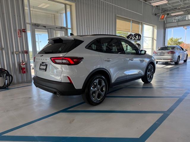 new 2025 Ford Escape car, priced at $35,419