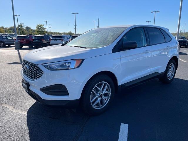 new 2024 Ford Edge car, priced at $29,855