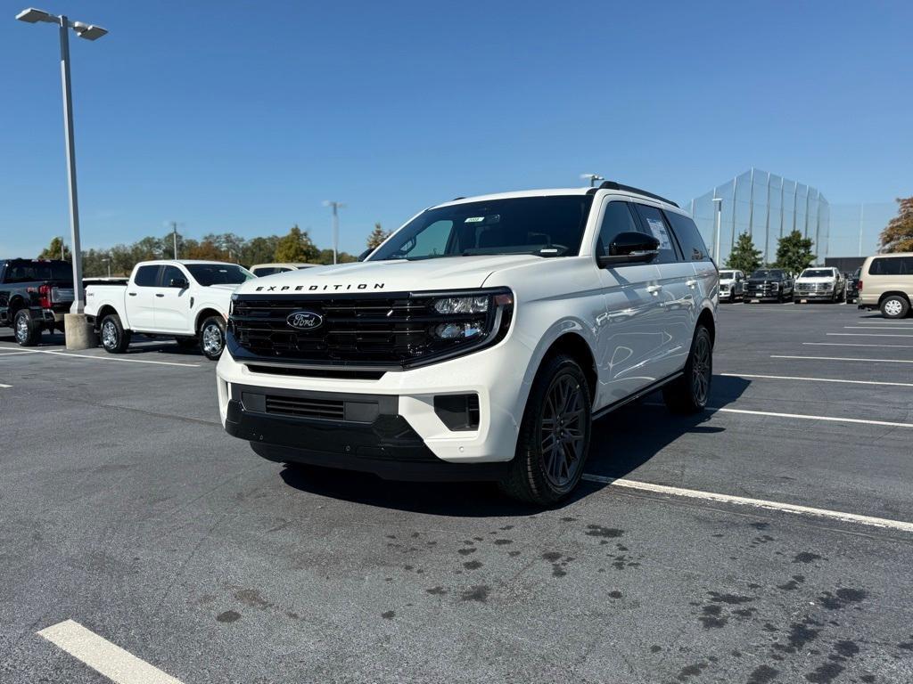 new 2025 Ford Expedition car, priced at $79,990