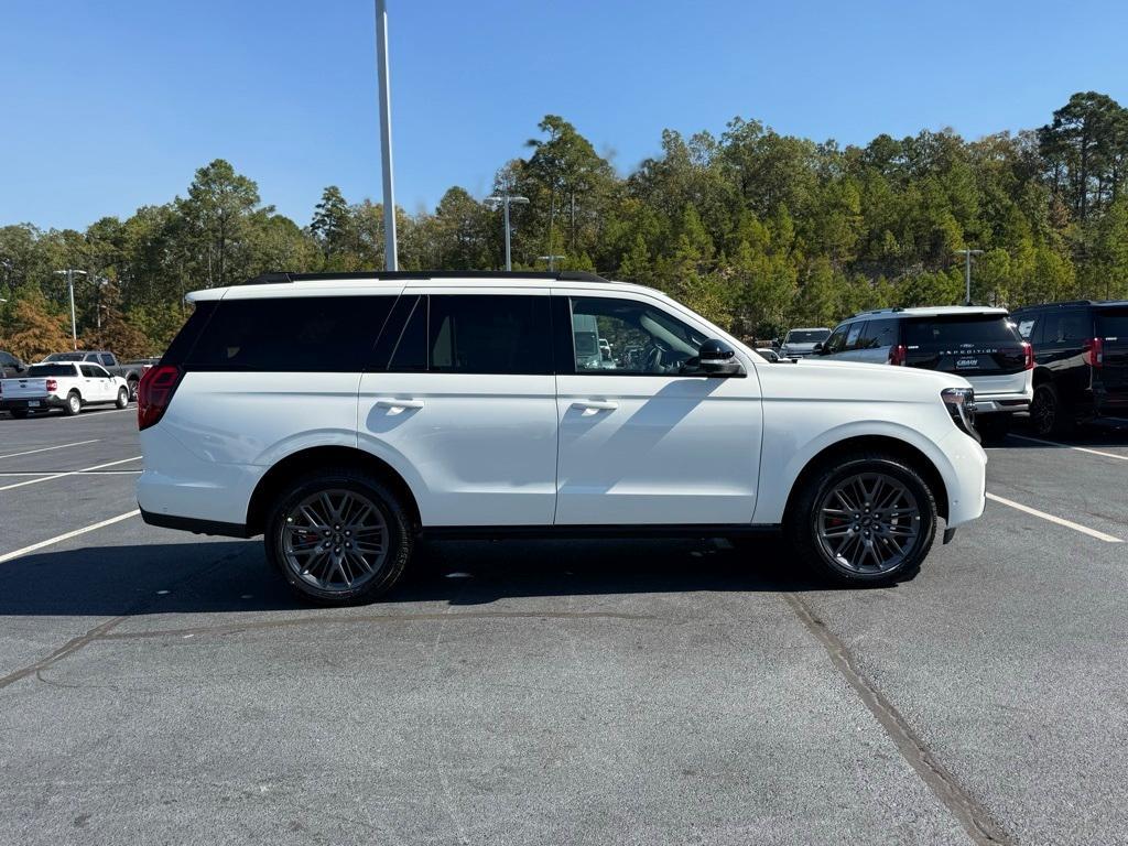 new 2025 Ford Expedition car, priced at $79,990