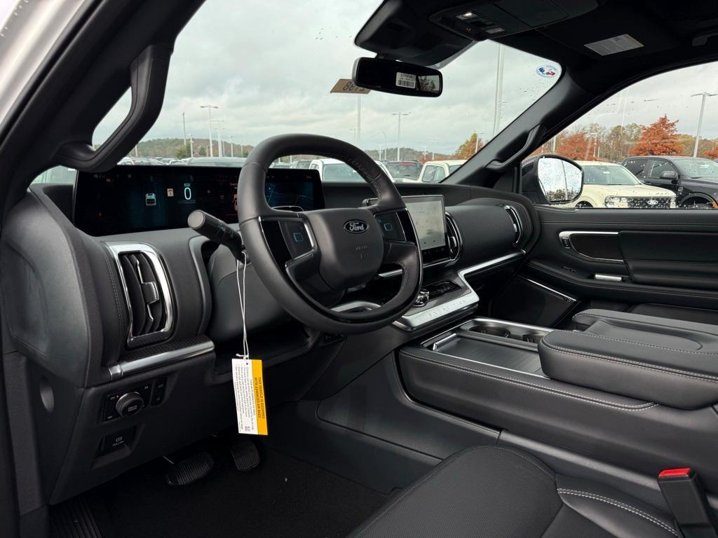 new 2025 Ford Expedition car, priced at $79,990