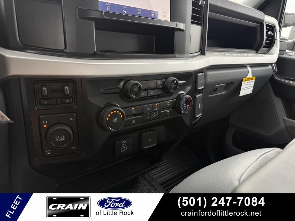 new 2025 Ford F-250 car, priced at $61,235