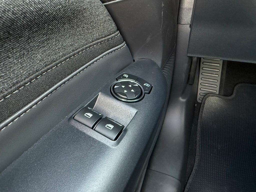 new 2025 Ford Mustang car, priced at $31,990