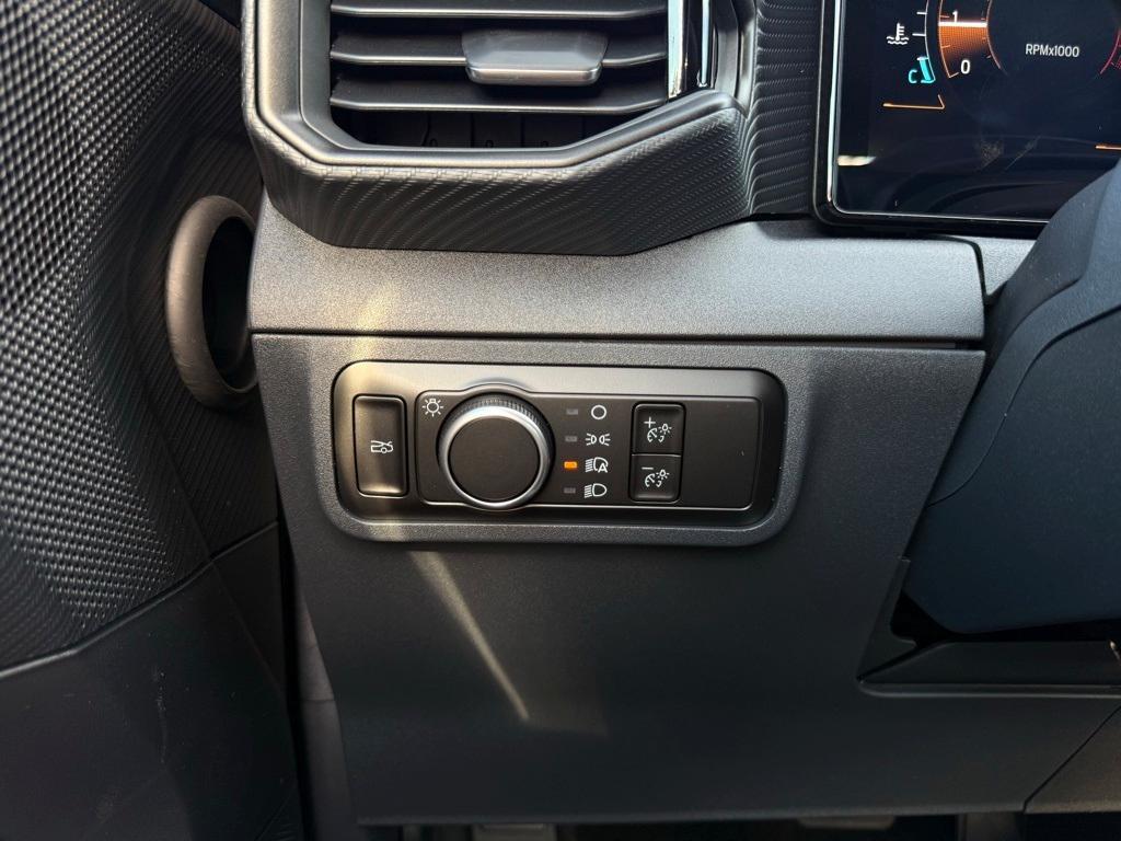 new 2025 Ford Mustang car, priced at $31,990