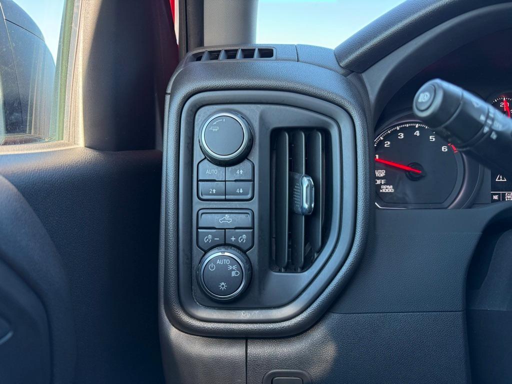 used 2022 Chevrolet Silverado 1500 car, priced at $31,934