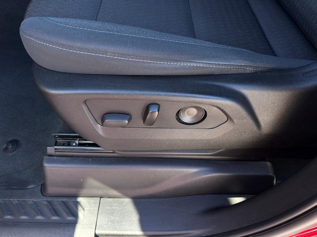 used 2022 Chevrolet Silverado 1500 car, priced at $31,934