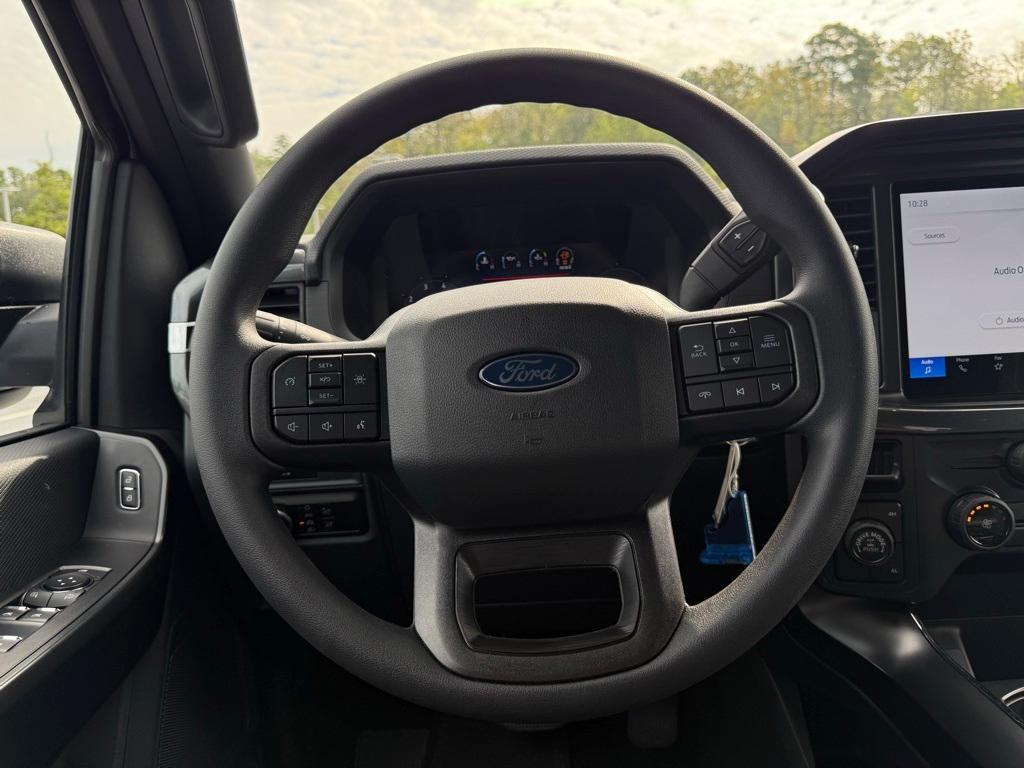 new 2025 Ford F-150 car, priced at $45,990