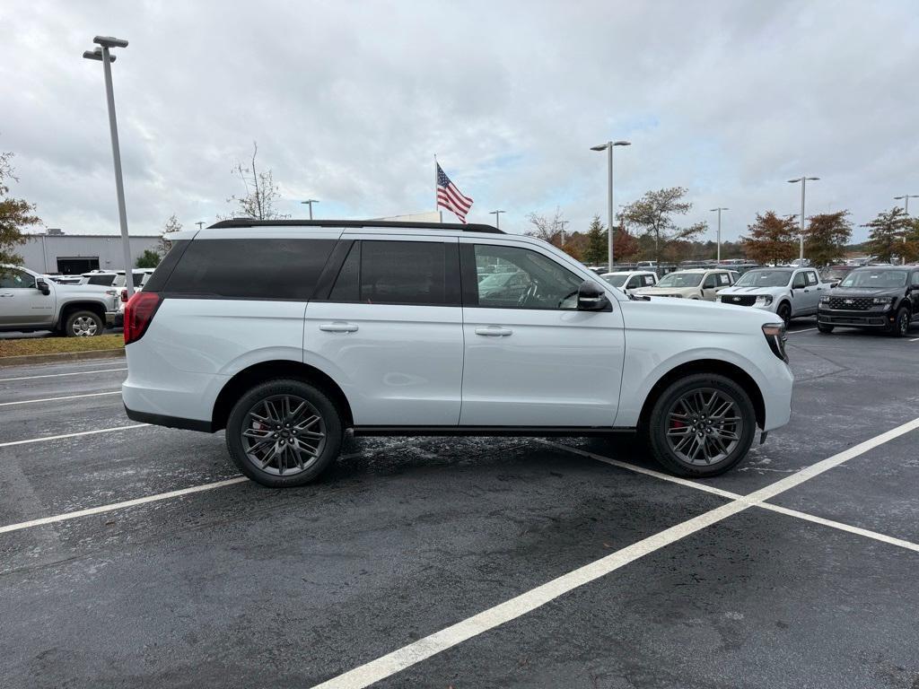 new 2025 Ford Expedition car, priced at $79,990