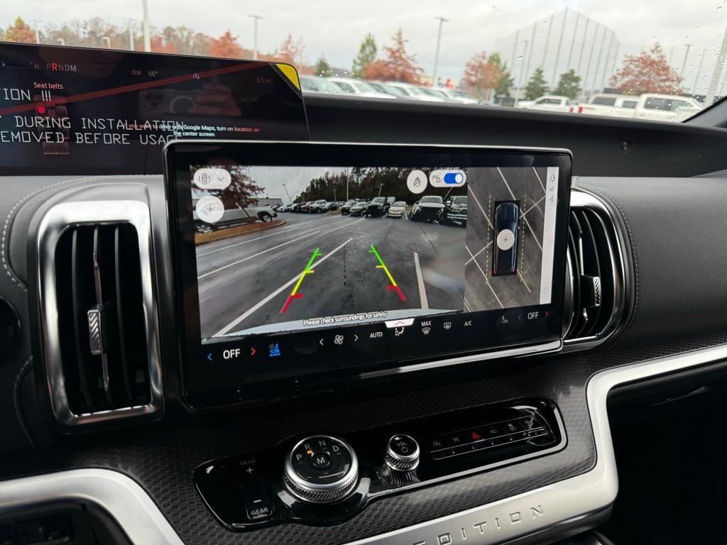 new 2025 Ford Expedition car, priced at $79,990