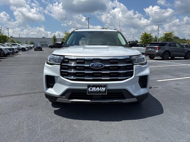 new 2025 Ford Explorer car, priced at $39,198