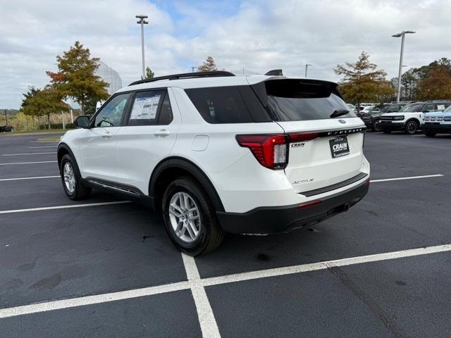 new 2025 Ford Explorer car, priced at $44,044