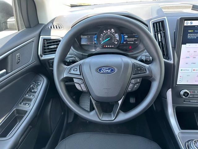 new 2024 Ford Edge car, priced at $30,855