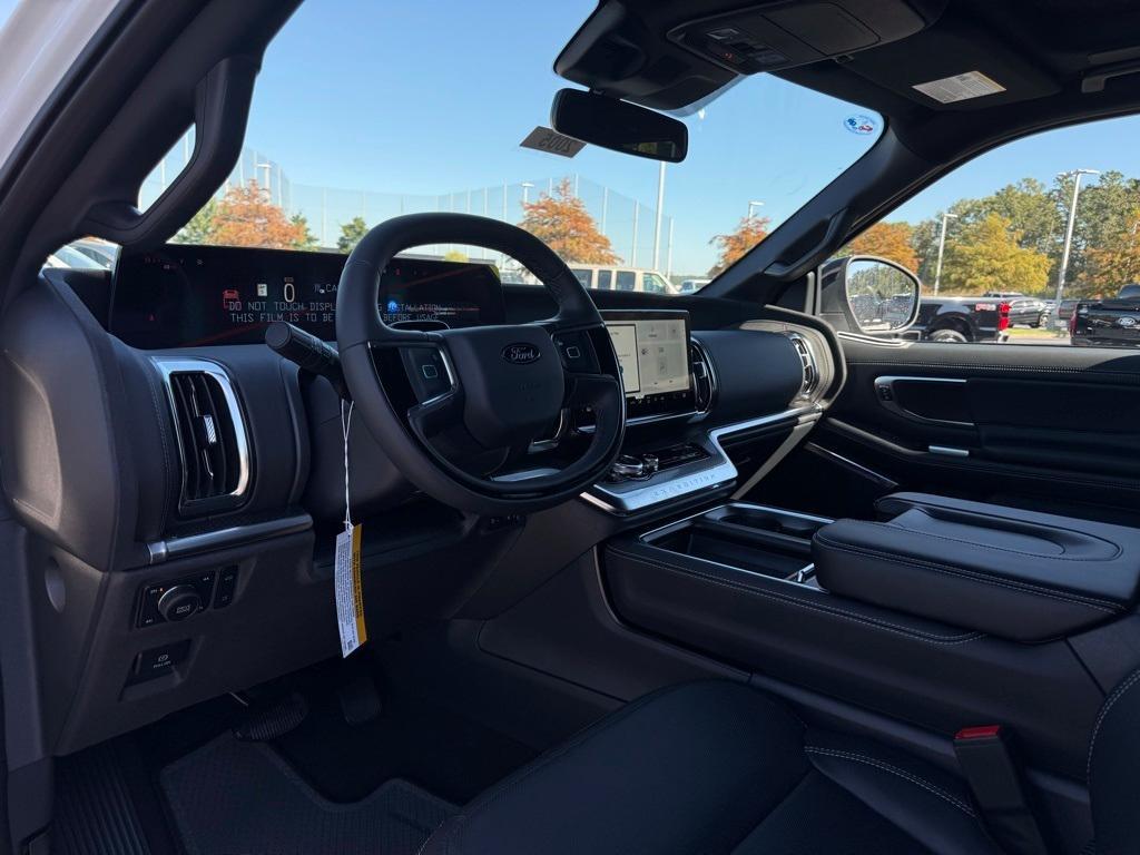 new 2025 Ford Expedition car, priced at $79,990