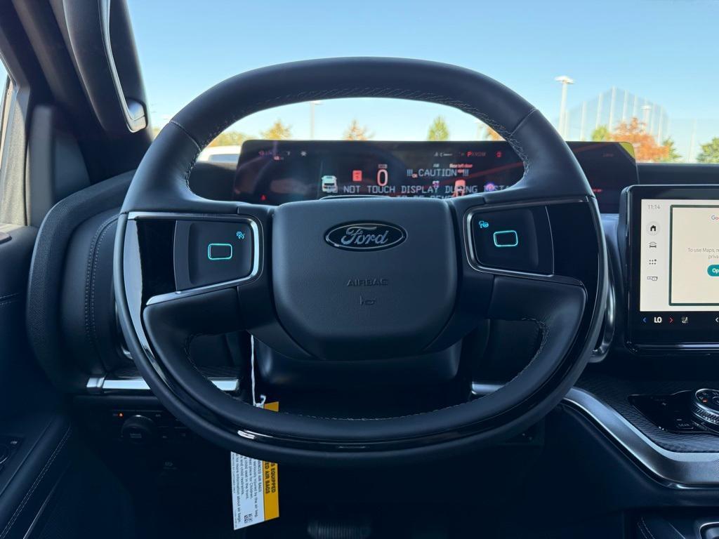 new 2025 Ford Expedition car, priced at $79,990