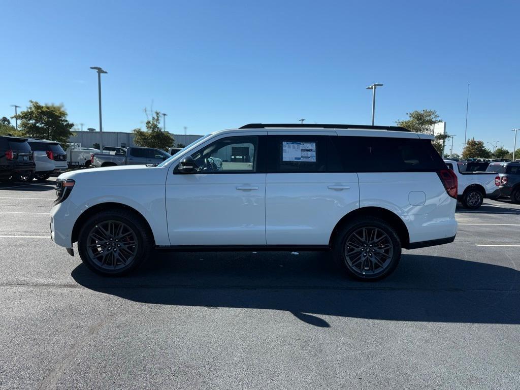 new 2025 Ford Expedition car, priced at $79,990