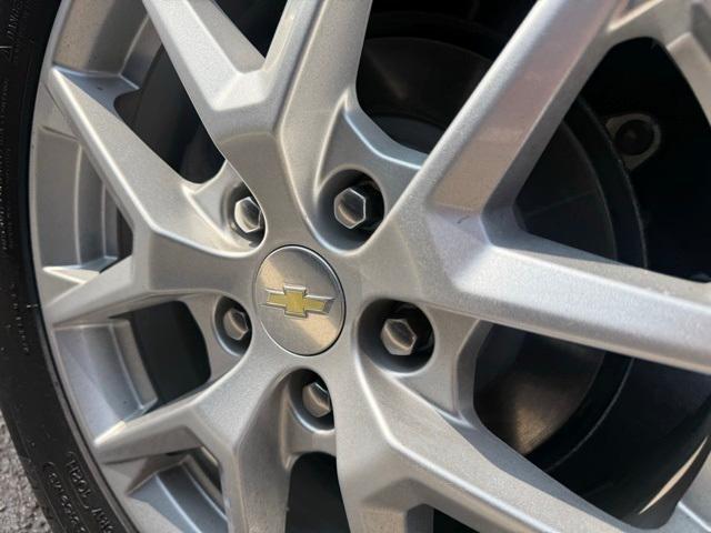used 2022 Chevrolet Equinox car, priced at $20,407
