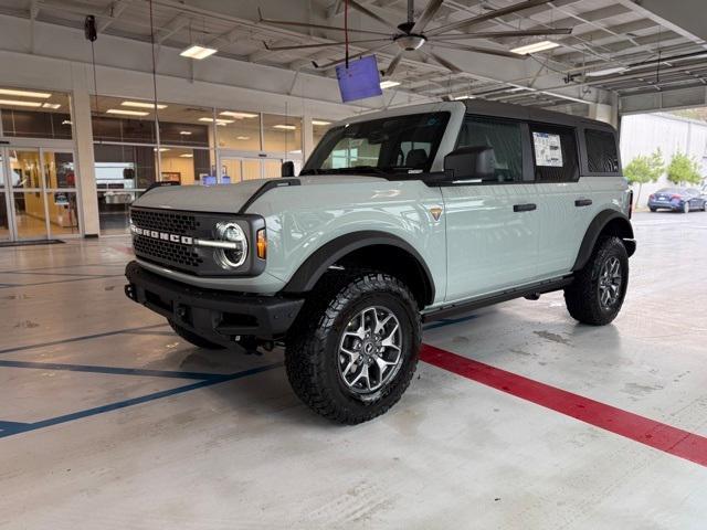 new 2024 Ford Bronco car, priced at $61,444