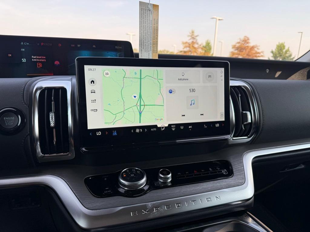 new 2025 Ford Expedition car, priced at $78,090