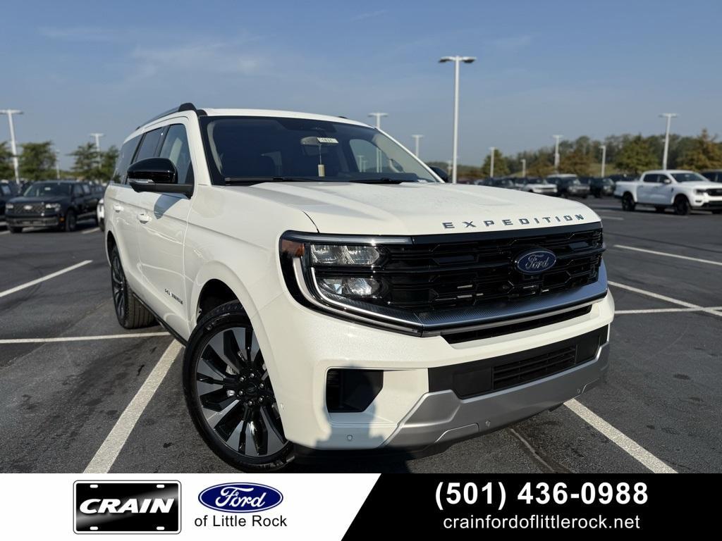 new 2025 Ford Expedition car, priced at $78,090