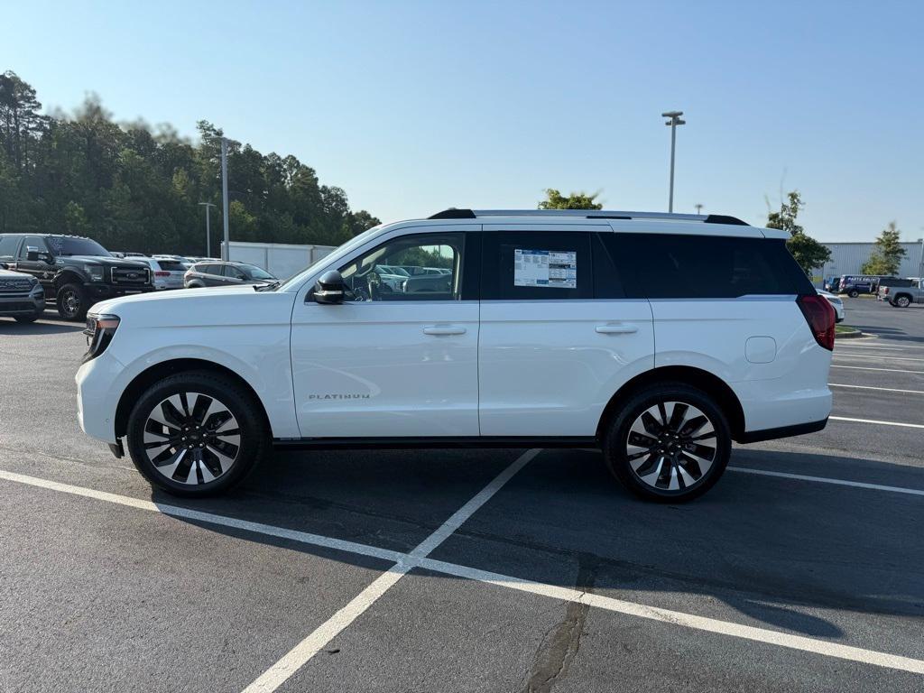 new 2025 Ford Expedition car, priced at $78,090