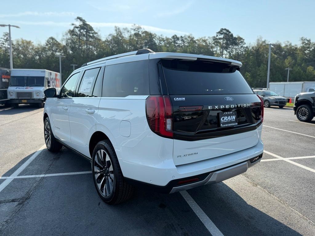 new 2025 Ford Expedition car, priced at $78,090