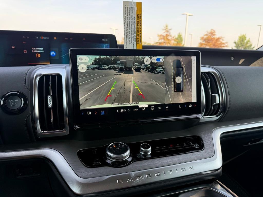 new 2025 Ford Expedition car, priced at $78,090