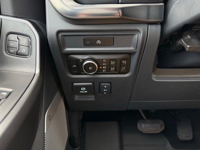 new 2025 Ford F-150 car, priced at $61,534