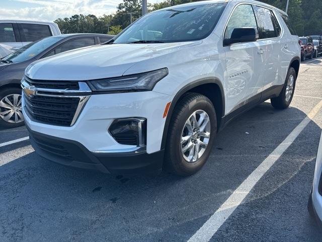 used 2023 Chevrolet Traverse car, priced at $27,551