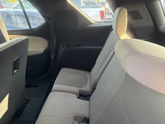 used 2023 Chevrolet Traverse car, priced at $27,551