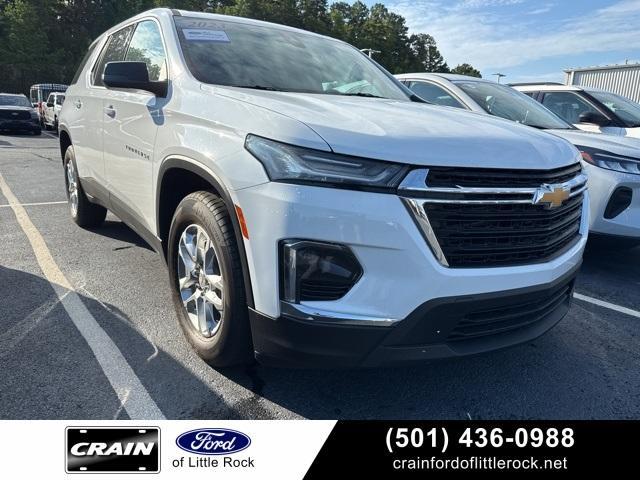 used 2023 Chevrolet Traverse car, priced at $27,990