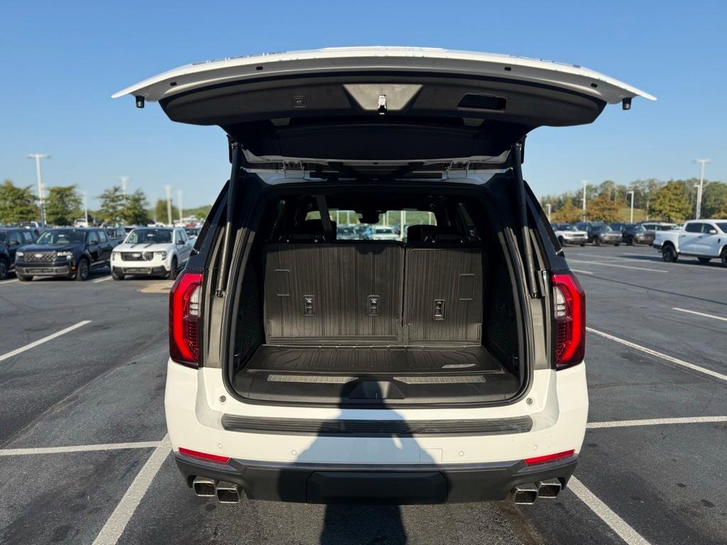 used 2025 GMC Yukon car, priced at $94,331