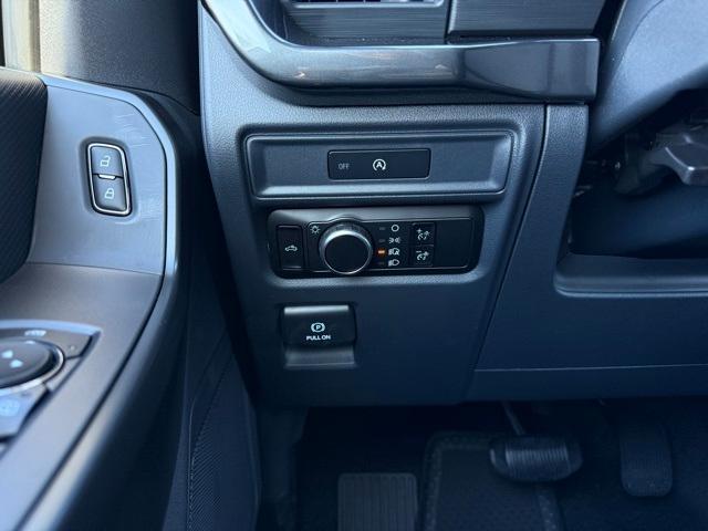new 2025 Ford F-150 car, priced at $42,995