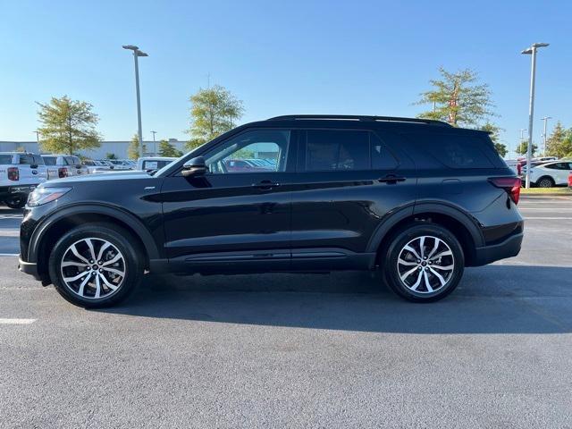 new 2025 Ford Explorer car, priced at $49,704