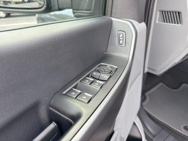 new 2025 Ford F-250 car, priced at $57,220