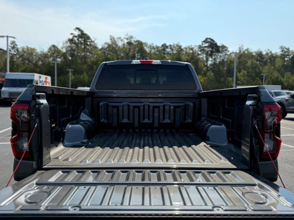 new 2025 Ford Ranger car, priced at $41,990