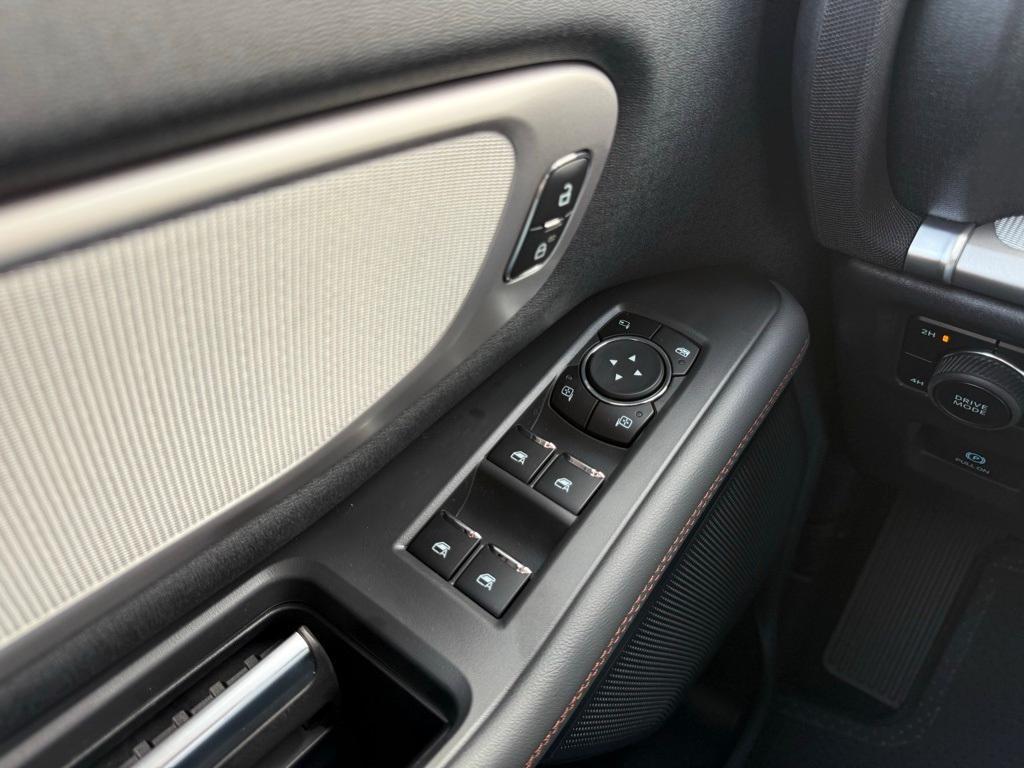 new 2025 Ford Expedition car, priced at $67,990