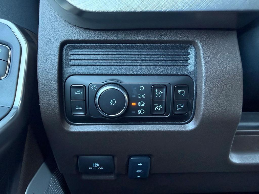 new 2025 Ford F-250 car, priced at $85,890