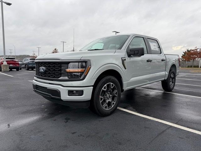 new 2024 Ford F-150 car, priced at $46,290