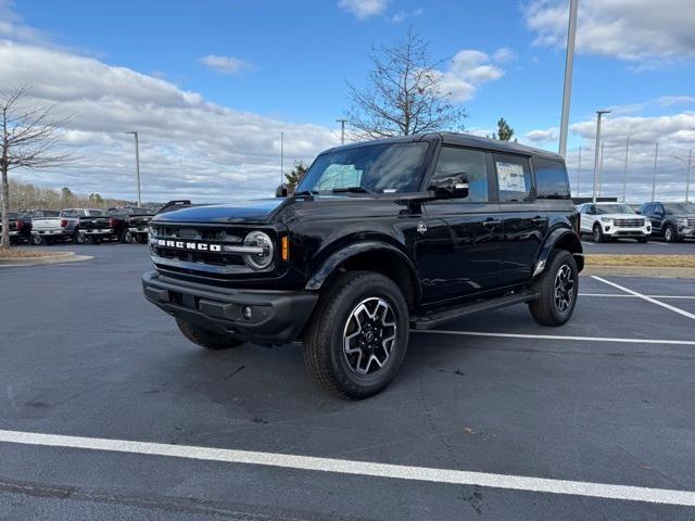 new 2024 Ford Bronco car, priced at $52,886