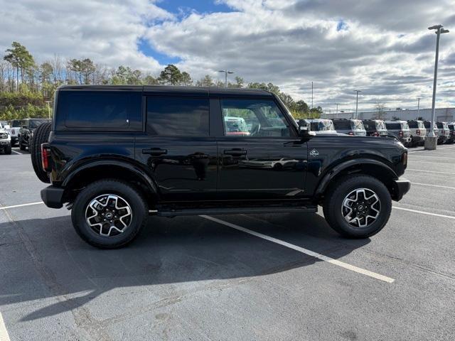 new 2024 Ford Bronco car, priced at $52,886