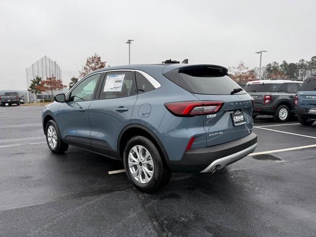 new 2024 Ford Escape car, priced at $33,052