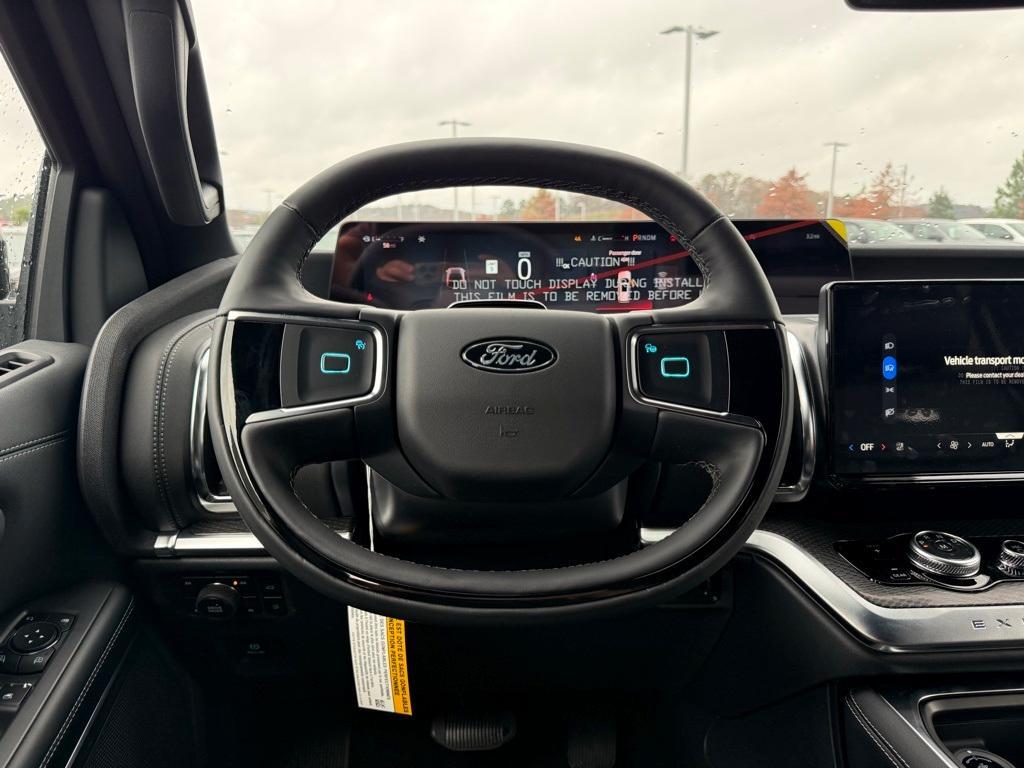 new 2025 Ford Expedition car, priced at $79,990