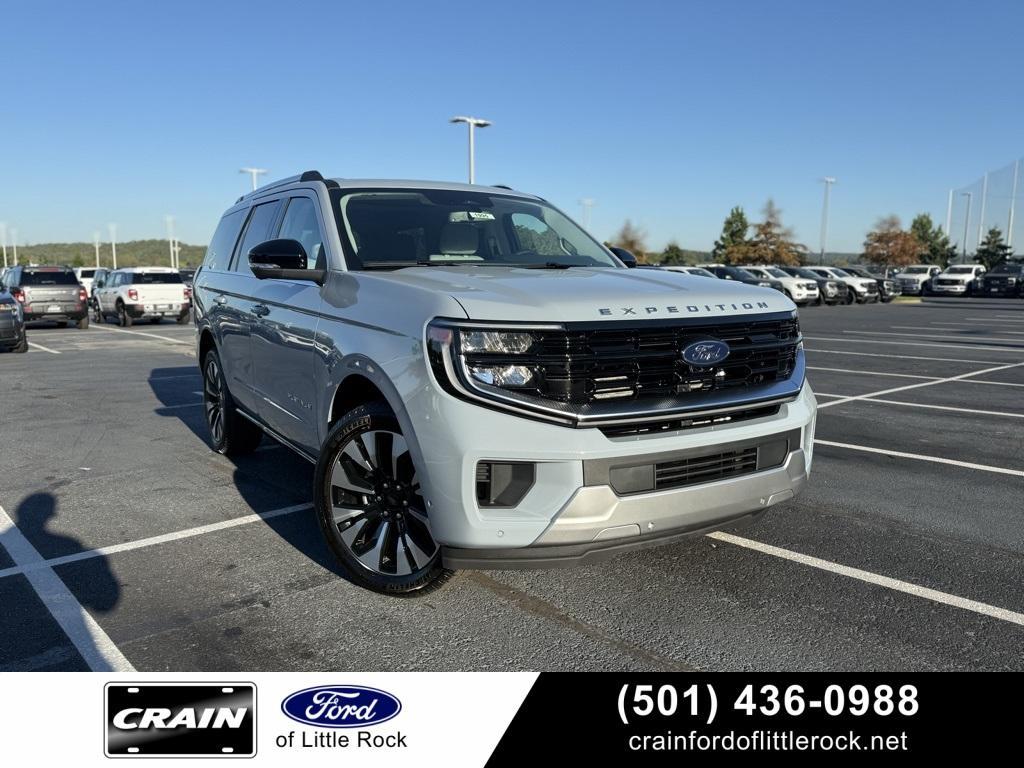 new 2025 Ford Expedition car, priced at $86,990