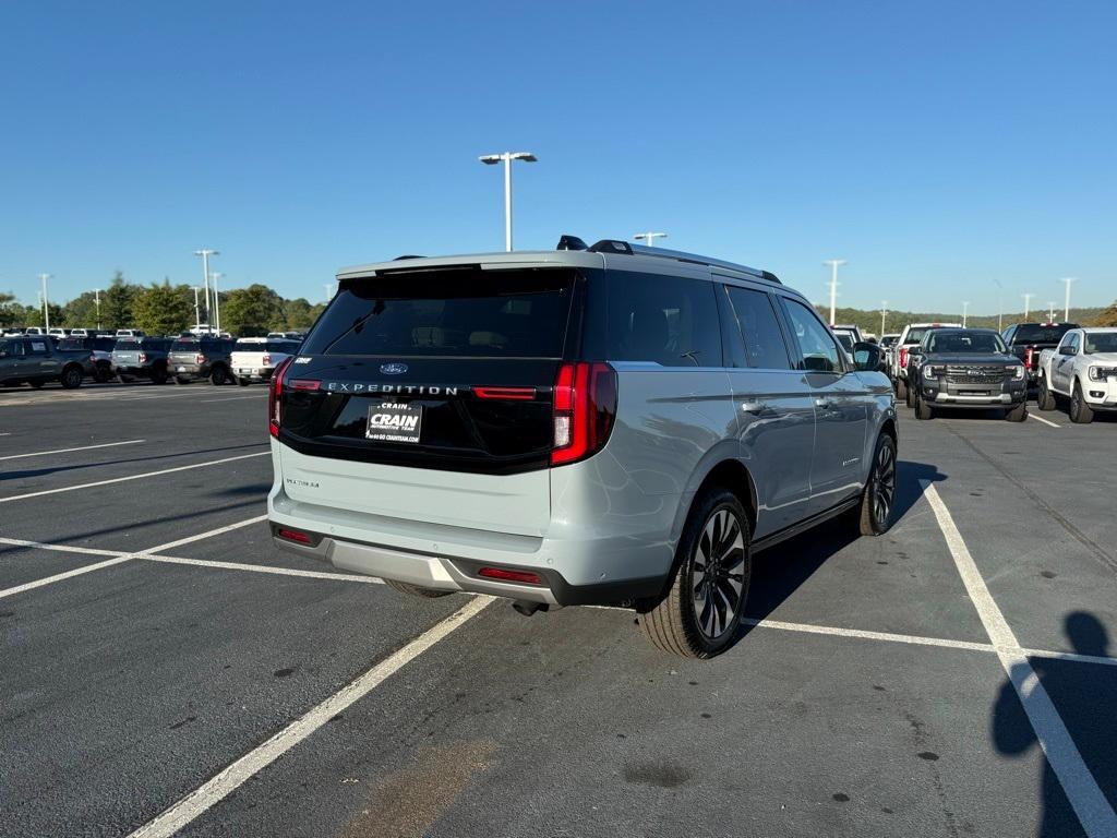 new 2025 Ford Expedition car, priced at $86,990
