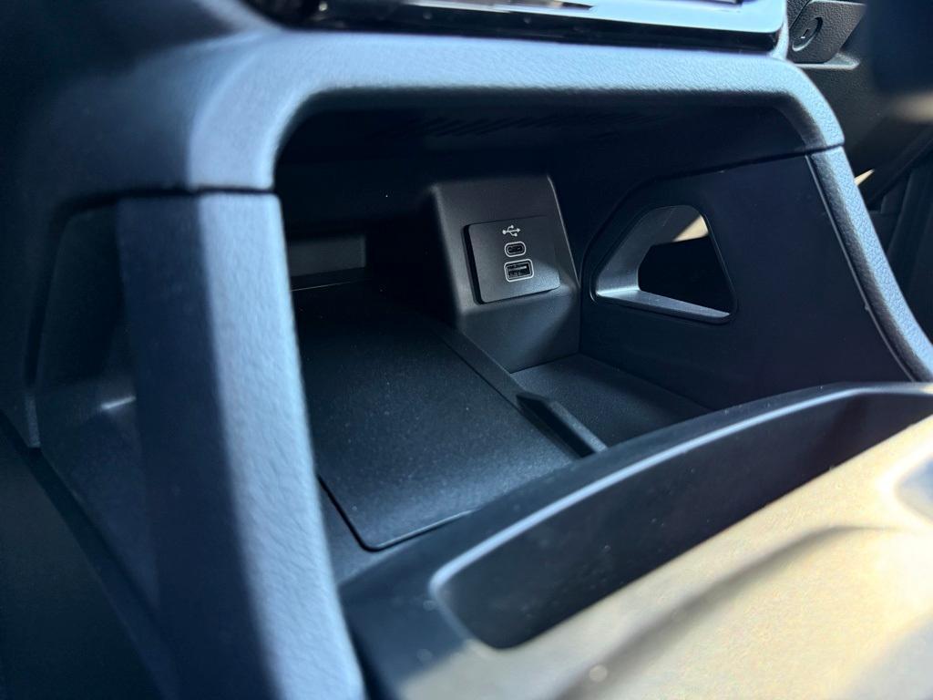 new 2025 Ford Ranger car, priced at $40,090