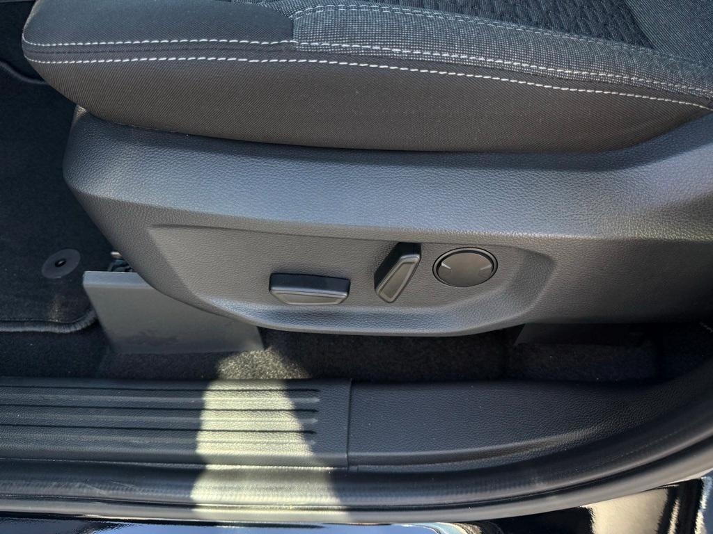 new 2025 Ford Ranger car, priced at $40,090