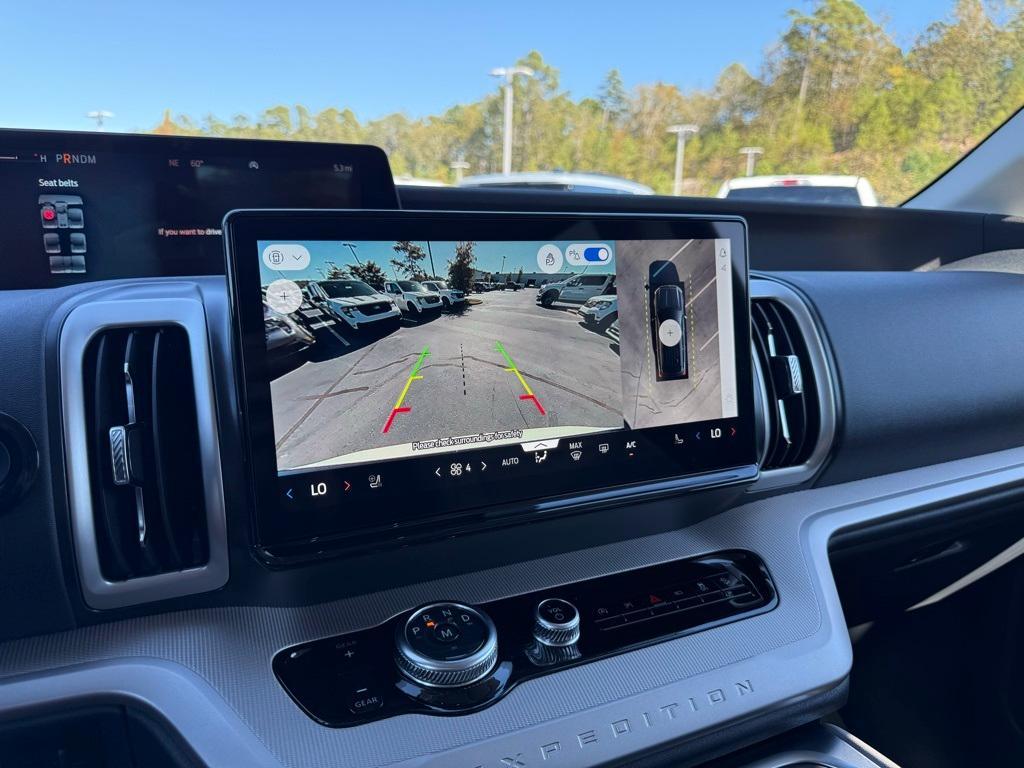 new 2025 Ford Expedition car, priced at $70,990