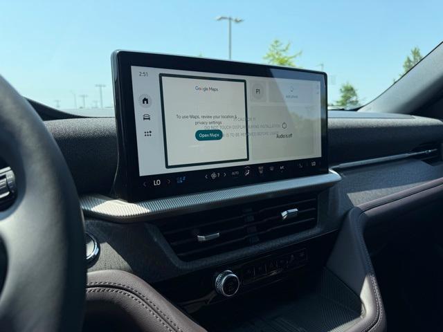 new 2025 Ford Explorer car